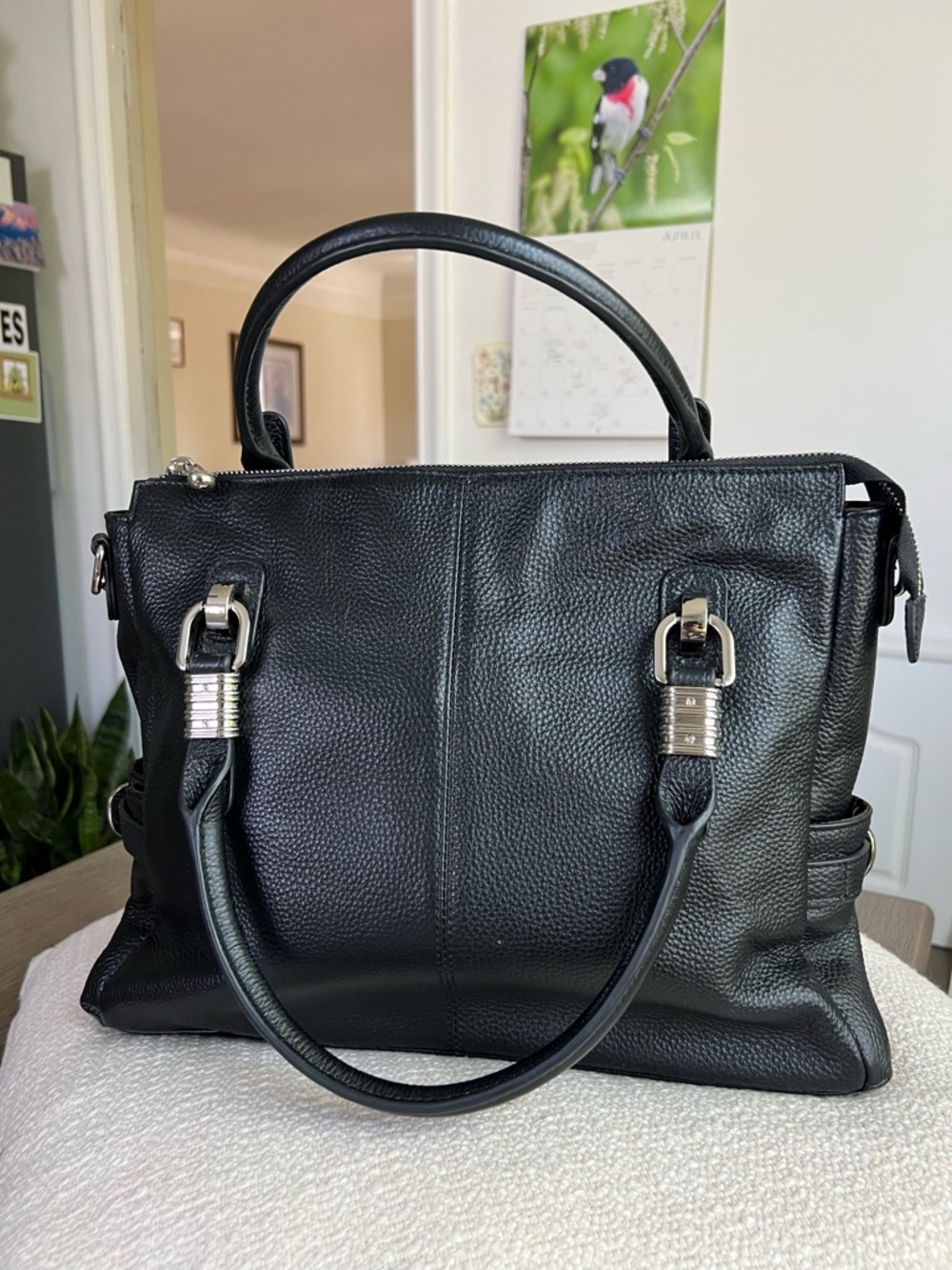 S-Zone Black Pebbled Leather Silver Hardware Casual Everyday Shoulder/Hand Purse